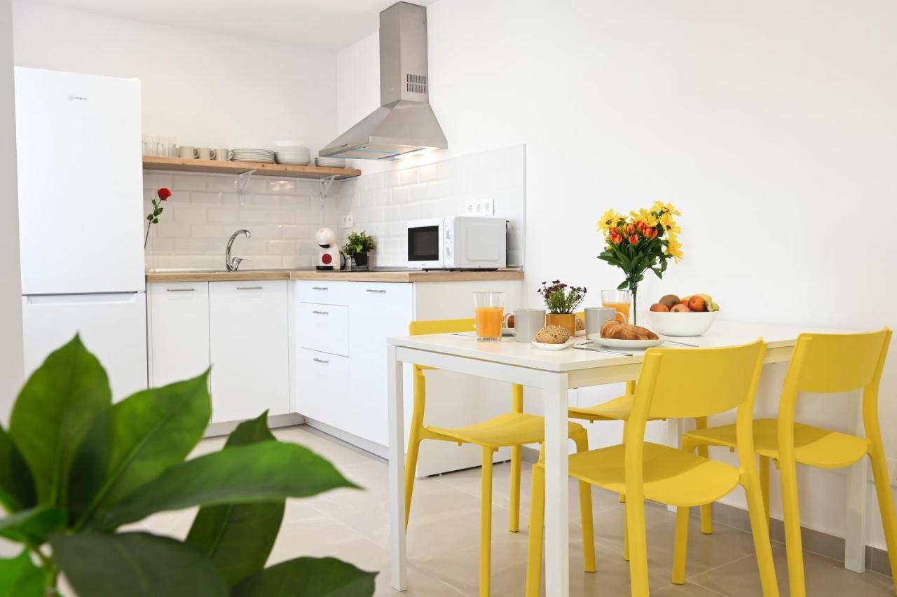 New 2 Bedroom Beach And City Center - Ruiz Vertedor By 10Tosea フエンヒロラ エクステリア 写真